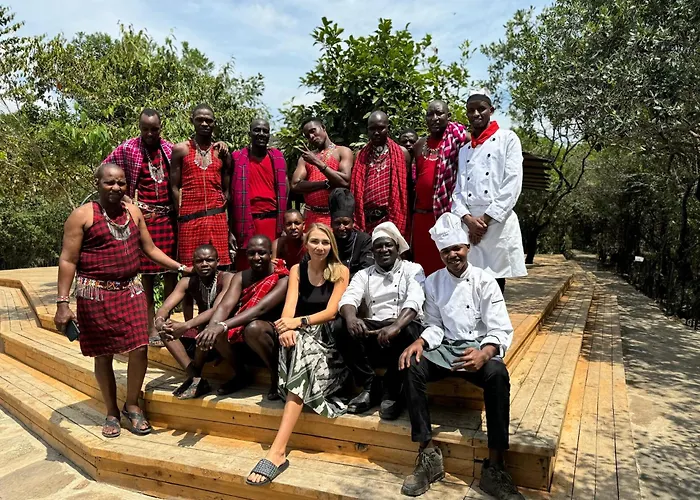 Olkinyei Mara Tented Camp