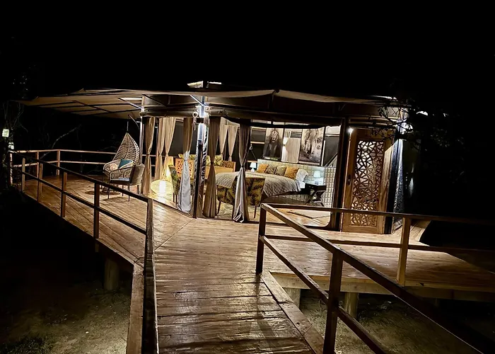 Olkinyei Mara Tented Camp