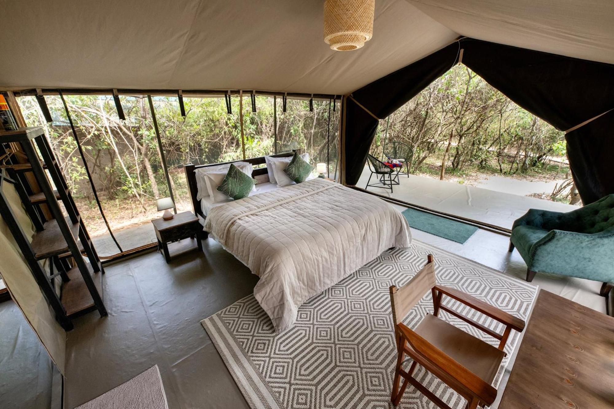 Olkinyei Mara Tented Camp * Talek