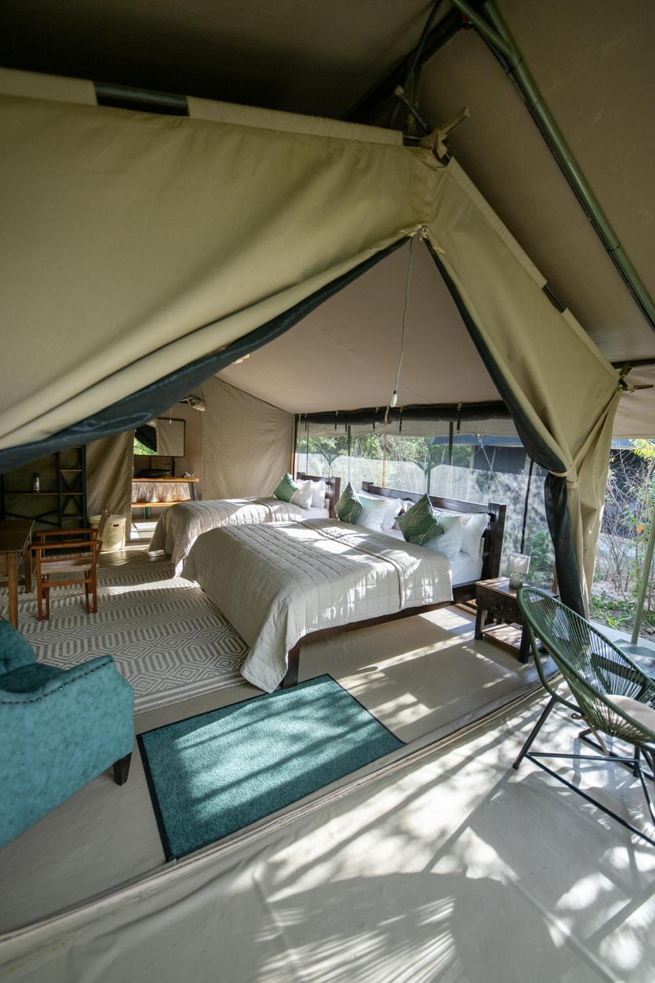 Olkinyei Mara Tented Camp Lodge Talek