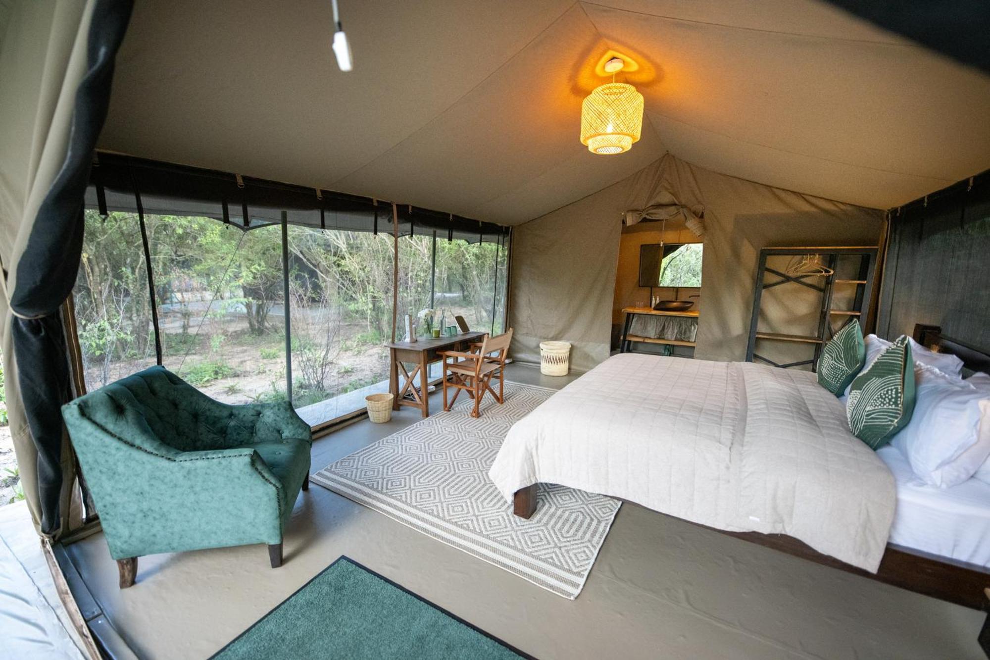 Lodge Olkinyei Mara Tented Camp Talek