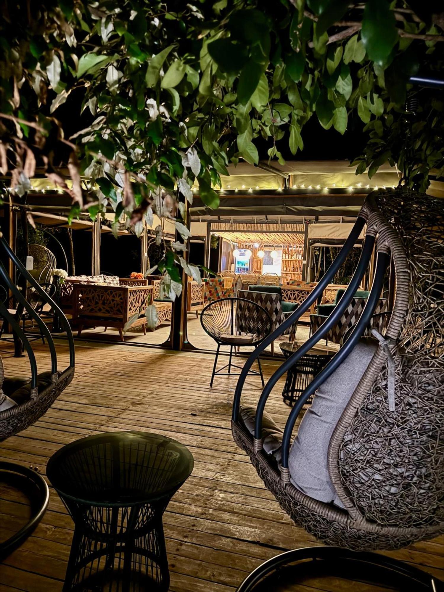 Olkinyei Mara Tented Camp