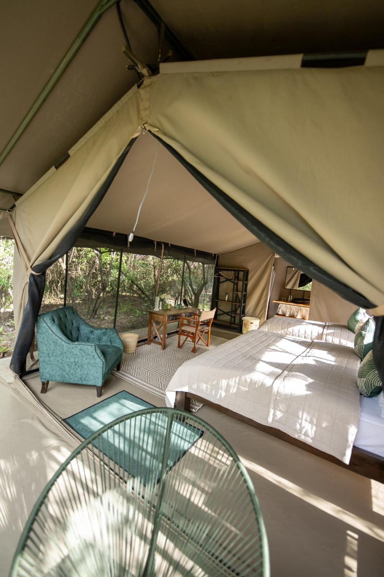 Lodge Olkinyei Mara Tented Camp