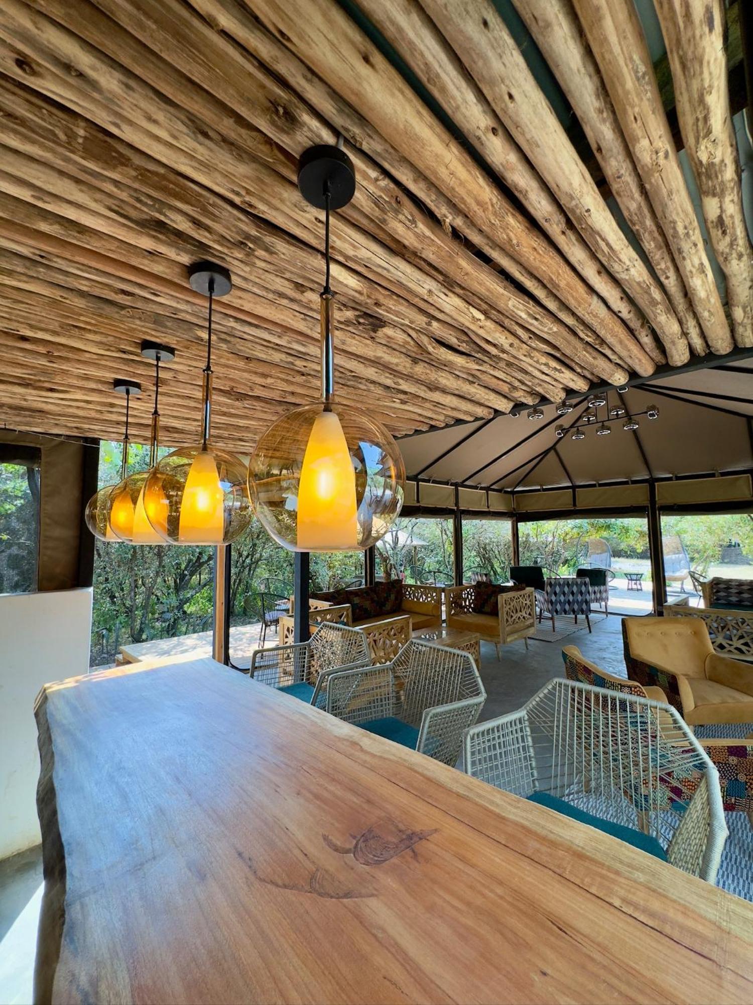 Olkinyei Mara Tented Camp Talek