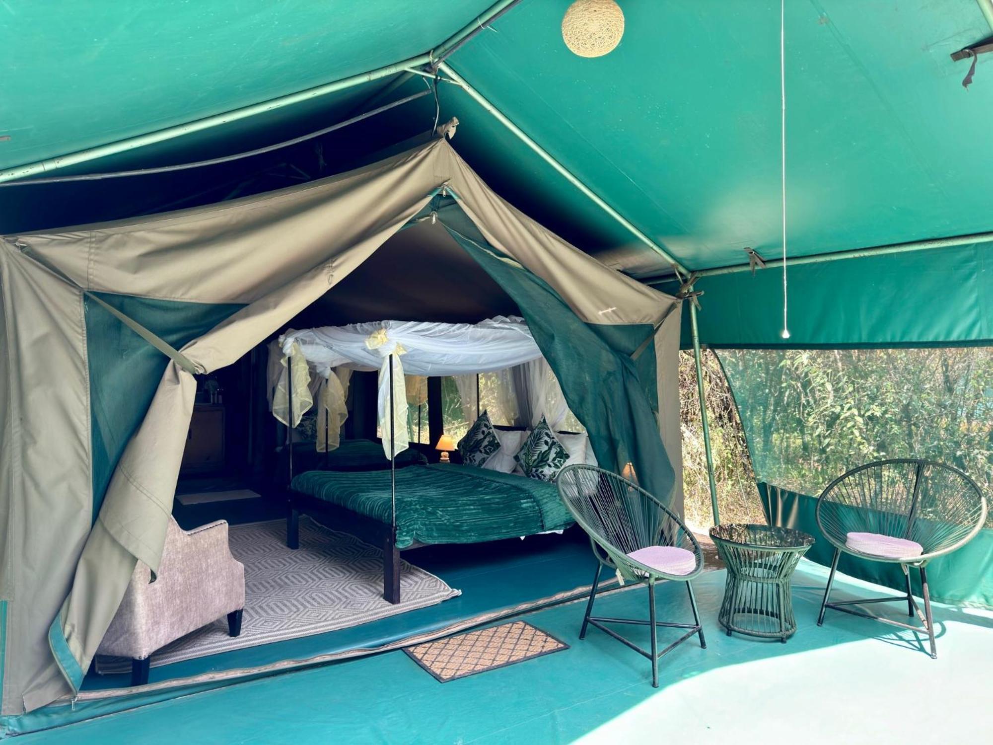Lodge Olkinyei Mara Tented Camp Talek